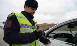 Ara tatil bayramla birleşti, sürücüler erken yola çıktı: 43 ilin geçiş noktasında denetimler artırıldı