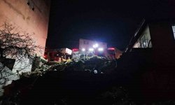 Beyoğlu'nda metruk binada korkutan yangın