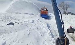 Bingöl'de yol açma çalışmaları devam ediyor