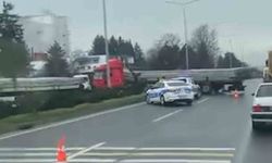 Bolu'da D-100 kara yolunda tır makasladı