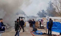 Bolu'da inşaat deposunda yangın