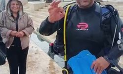 Denize düşen evlilik yüzüğünü dalgıçlar çıkardı