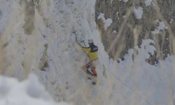 Diyadin Kanyonu'nda buz tırmanışı heyecanı