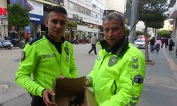 Göç yolunda yorgun düşen Ebabil kuşlarına polisten yürek ısıtan şefkat