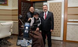 Gölbaşı Belediye Başkanı Odabaşı, vatandaş ve personelle bayramlaştı