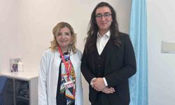 Görme kaybı yaşarken ders çalıştı, şimdi doktorlarıyla meslektaş olmayı hedefliyor