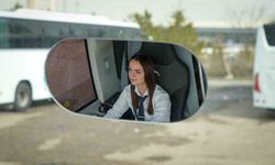 Hostesken otobüs kaptanı olan Serenay Göç: 'Kadınlarımız her alanda olmalı'