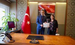 İHA muhabiri hem işini yaptı hem de en çok kitap okuyarak ödüllendirildi