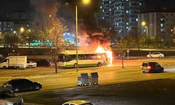 Kayseri'de halk otobüsü alev aldı