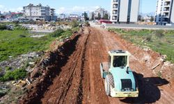 Kepez Belediyesi'nden Baraj Mahallesi'ne yeni yol ve otopark