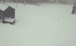 Nisan öncesi Kartepe'de kar sürprizi