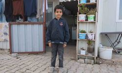 Öğretmen, boğazına yiyecek kaçan Suriyeli öğrencisini heimlich manevrası ile kurtardı