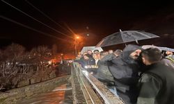 Şırnak Valisi Ekici sel bölgesinde: 'Devletimiz tüm imkanlarıyla sahada'