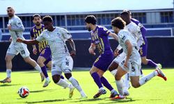 Trendyol Süper Lig: Eyüpspor: 0 - Kocaelispor: 1 (Maç devam ediyor)