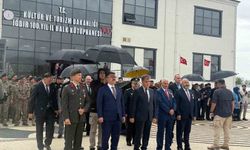 'Valiye şemsiye var, gazilere yok' haberine takipsizlik kararı