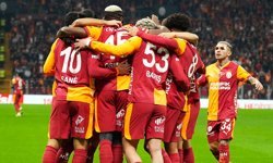 Derbide ilk yarı Galatasaray üstün