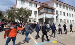 Emniyet Genel Müdürlüğü: 'Şanlıurfa'da okula silahlı saldırı olayına ilişkin 16 şüpheli gözaltına alındı'