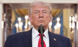 Trump: Hürmüz Boğazı’nı Açıp Servet Kazanabilirdik