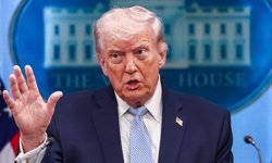 Donald Trump’tan Papa 14. Leo’ya ağır sözler: “Kendine çeki düzen ver!”