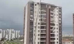 14 katlı binada can pazarı: Apartmandakiler tahliye edildi