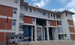 6 yaşındaki çocuğu bıçakla yaralayan hademe tahliye oldu