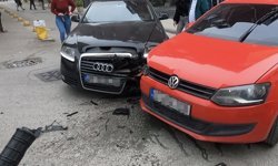 Ara sokaktaki kaza anı anbean kamerada