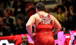 Avrupa Güreş Şampiyonası'nda 3 yarı final