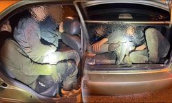 Bagajı dahi göçmenle dolduran 4 araç sürücüsüne 601 bin TL ceza uygulandı