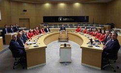 Bakan Bayraktar, milli güreşçileri ağırladı