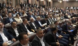 Bakan Bolat, Bursa'da iş adamlarıyla bir araya geldi