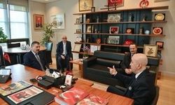 Bakan Çiftçi, 15 Temmuz Gazisi Turgut Aslan'ı ziyaret etti