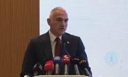 Bakan Ersoy: 'Turizm sahasında gelirlerimizi 2017 yılına kıyasla yüzde 109 artırdık'