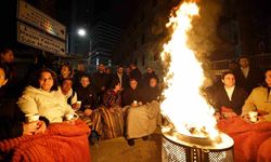 Başkan Tugay, Meslek Fabrikası önünde sabahladı