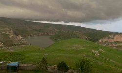 Batman'da sağanak sele neden odu, AVM girişinde tavan çöktü