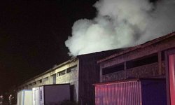 Bolu'da inşaat deposunda yangın