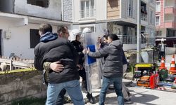 Burdur'da 5.7 büyüklüğündeki deprem tatbikatında gerçeği aratmayan görüntüler