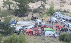 Burdur'da 7 kişinin öldüğü trafik kazasında beton mikserinin sürücüsü tutuklandı