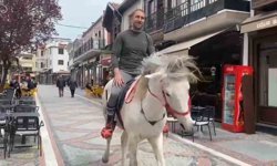 Edirne'de beyaz atla caddeyi turlardı
