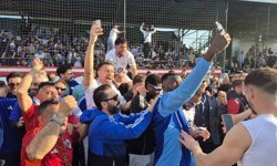 Erzurumspor FK maçtan sonra şampiyonluğunu kutladı
