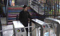 Esenyurt Ortaokulu'nda 6 yıldır uygulanan kartlı turnike sistemi velilere güven veriyor