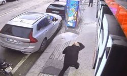 Eskişehir'de adamın üzerine camın düşme anına ait görüntüleri ortaya çıktı