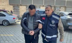 Fabrika müdürünün evinde cephanelik gibi silah ve malzeme çıktı