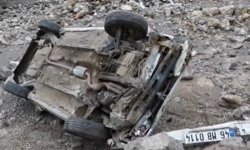 Gaziantep'te otomobil dere yatağına uçtu, sürücü yaralandı