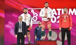 Hakan Şükrü Kurnaz, koparmada bronz kazandı