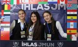 İhlas Jmun'26 Konferansı'nda 'Diplomaside Küresel Sorumluluk' tartışıldı