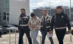 İstanbul'dan gelip Bolu'da iki kadını dolandırdı, kaçış planı TEM'de bozuldu