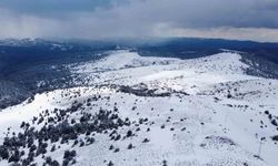 Kar manzarası için 2 bin 77 metreye çıkıyorlar