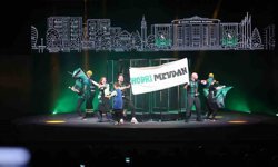 Kocaelispor'un 60. yılında 'Efsane Forma' tiyatro oyunu sahnelendi