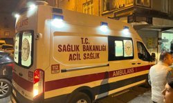 Küçükçekmece'de polis ekiplerinden kaçmaya çalışan motosikletli şahıslar kaza yaptı