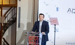 KÜME Mütevelli Heyeti Başkanı Selçuk Bayraktar: 'Medeniyet mücadelemizi sanatın aydınlığıyla yeni bir menzile ulaştırıyoruz'